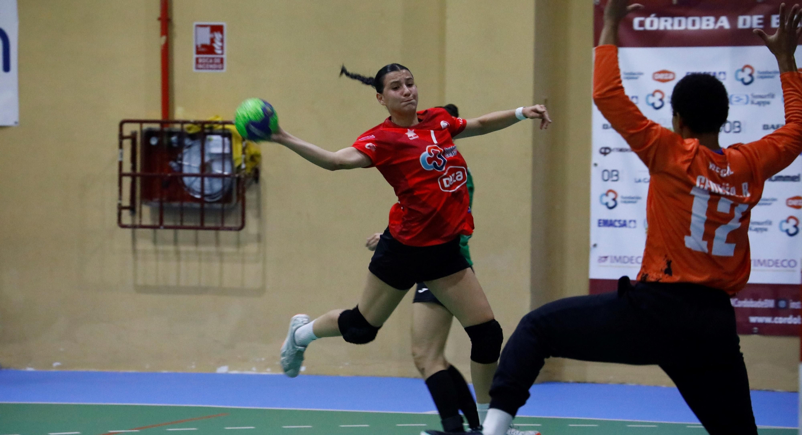 Un lance de un partido del Deza Córdoba BM en Fátima. Un lance de un partido del Deza Córdoba BM en Fátima.