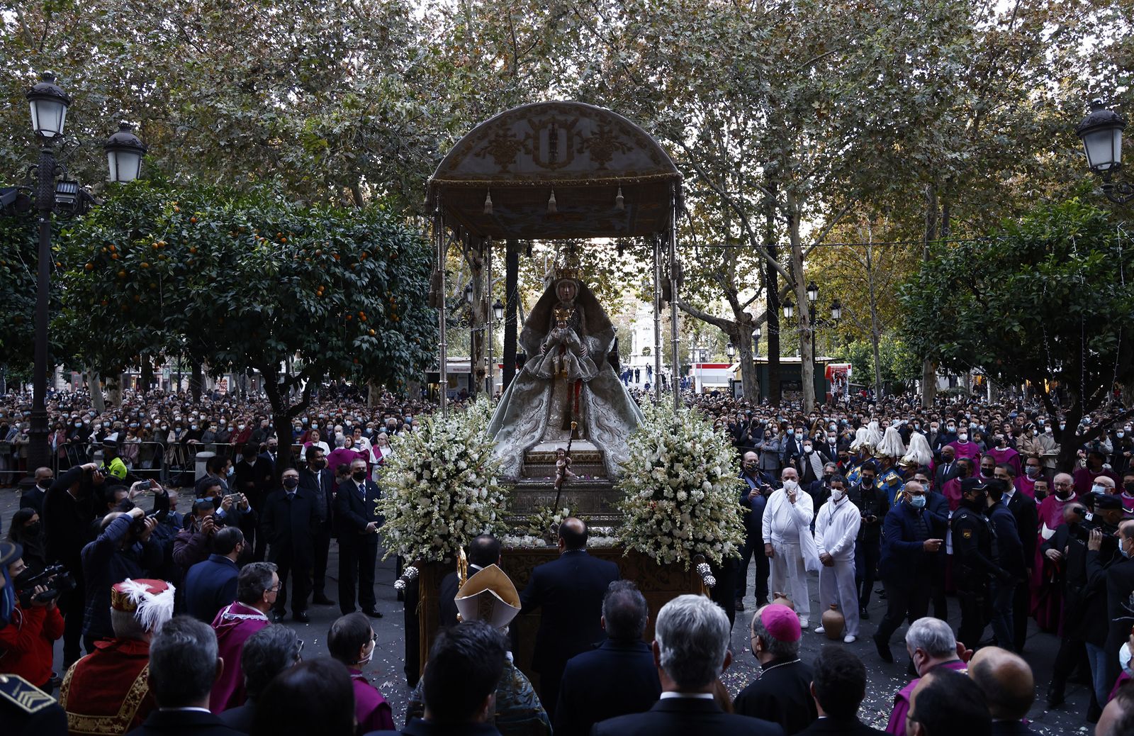 La procesión de la Virgen de los Reyes, en imágenes
