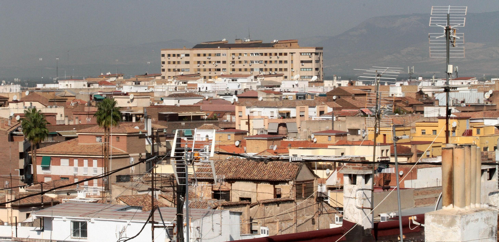 El coronavirus obliga a la Diputación de Granada a aplazar el alquiler a 600 familias