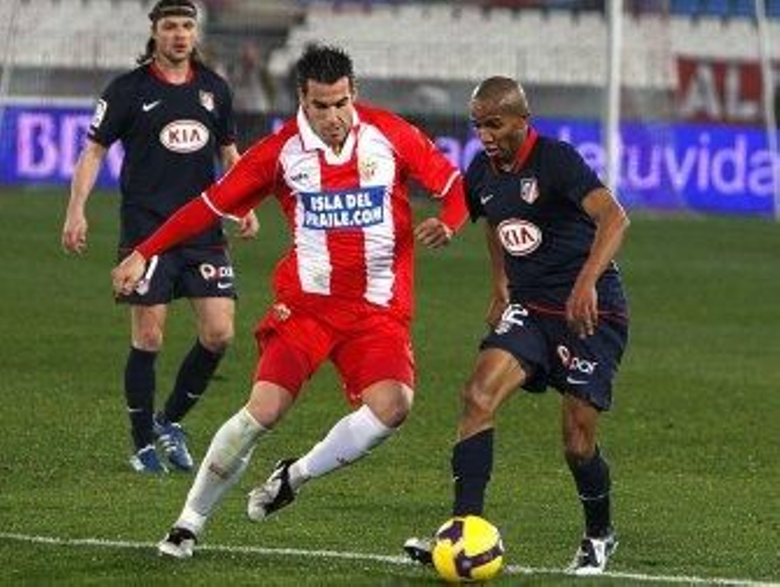 Almería-At. Madrid (1-1): El Almería acentúa la crisis de un gris Atlético