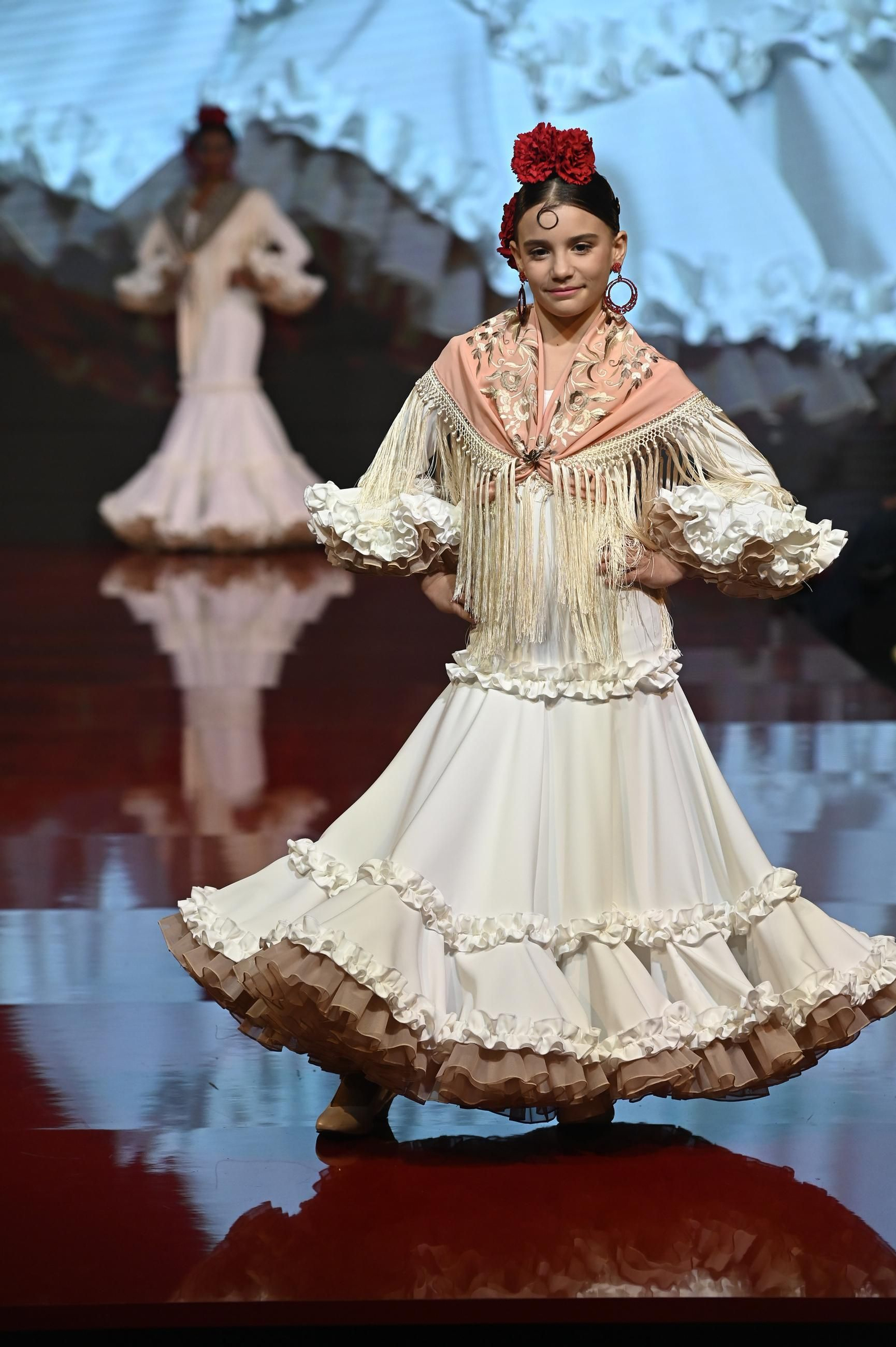 Huelva Flamenca 2025: Desfile De Lunares y Volantes