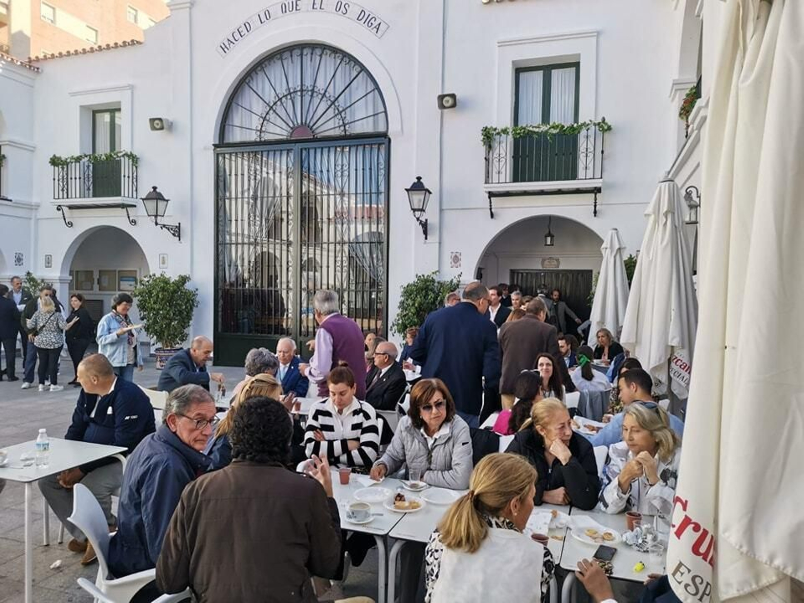 El Rosario de la Aurora de la Hermandad de Huelva, en imágenes