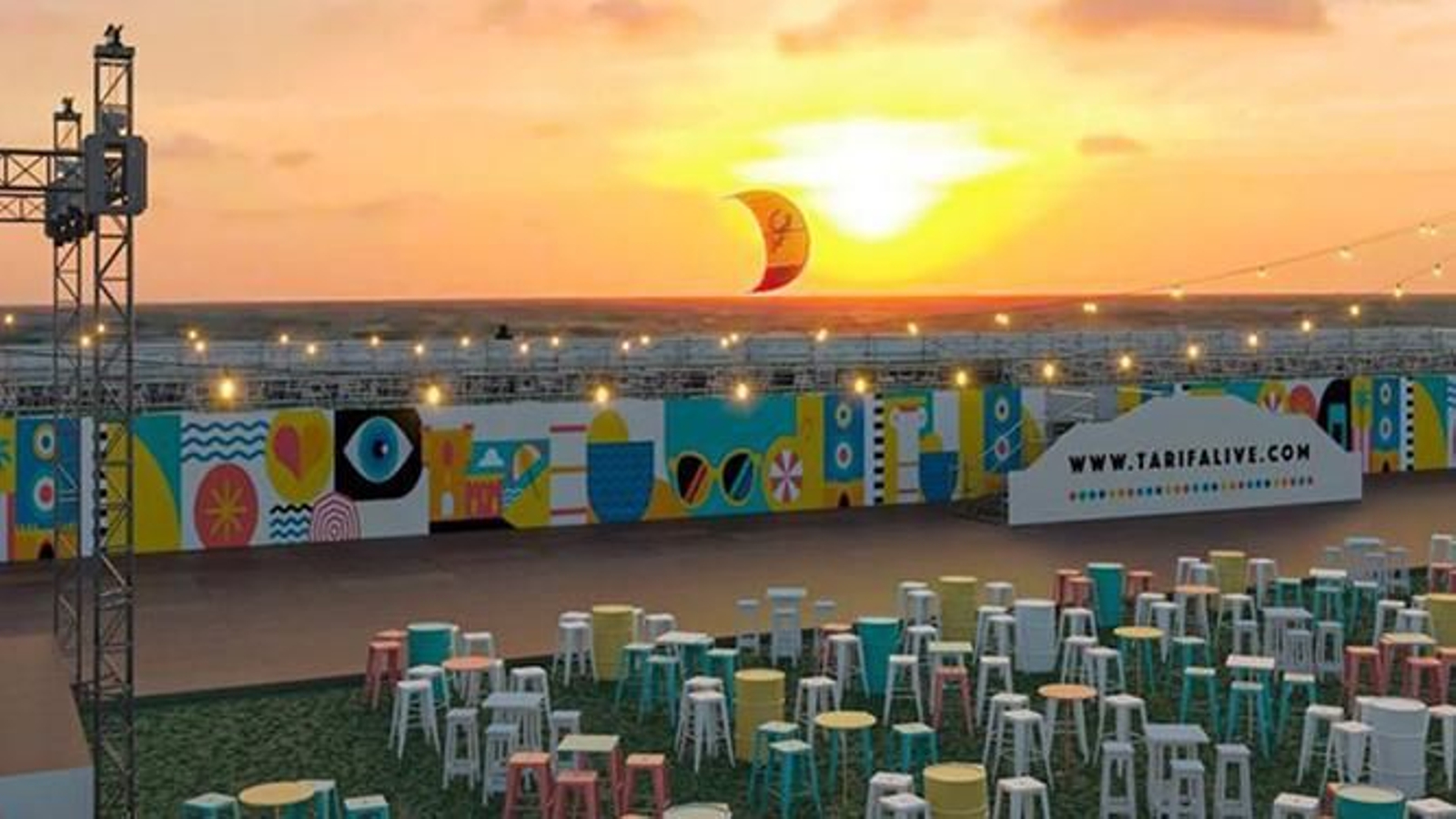 El campo de fútbol de Tarifa, preparado para el Live Experience.