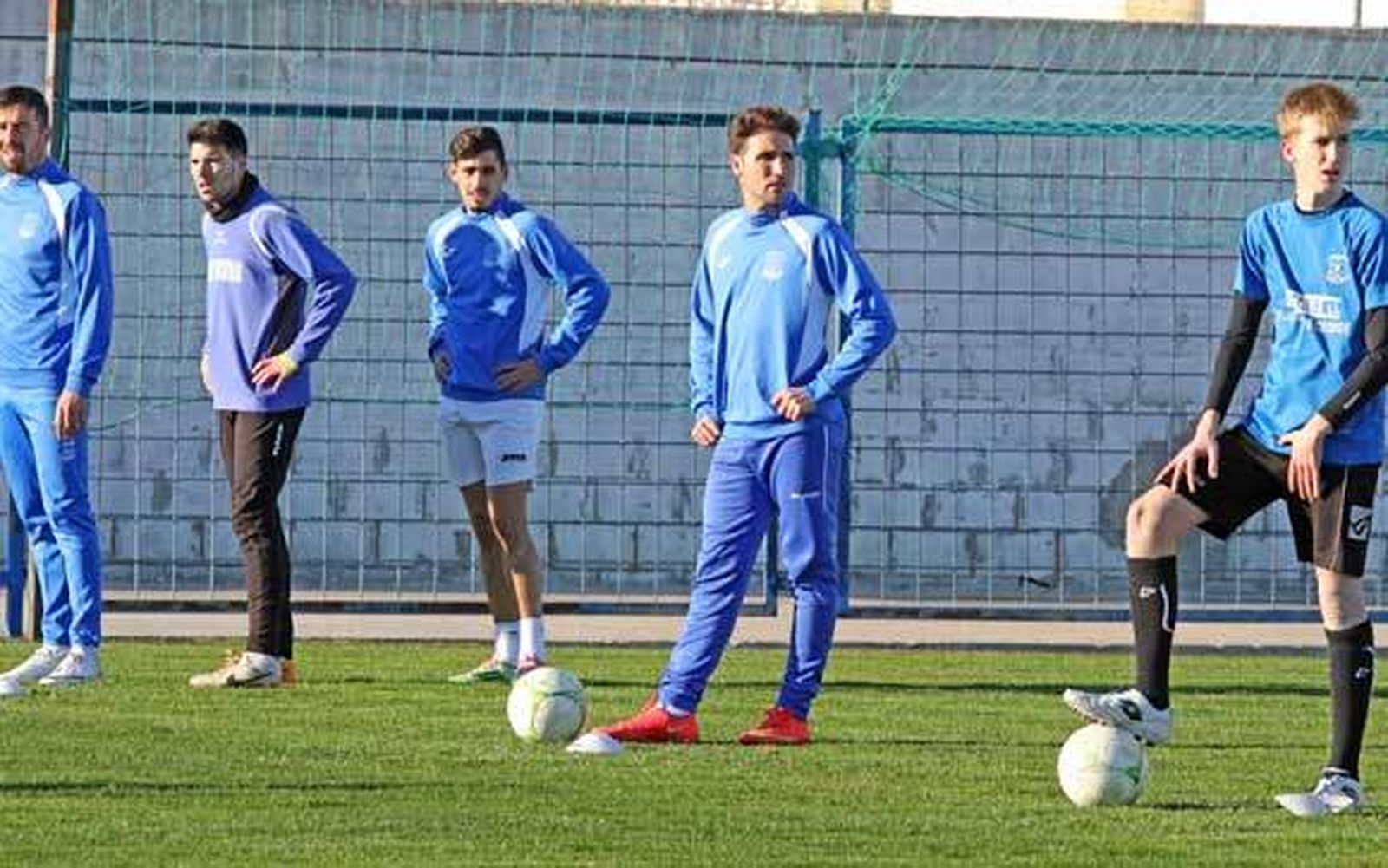 Juanito Benítez, en un entrenamiento de la pasada temporada. /Manuel Aranda