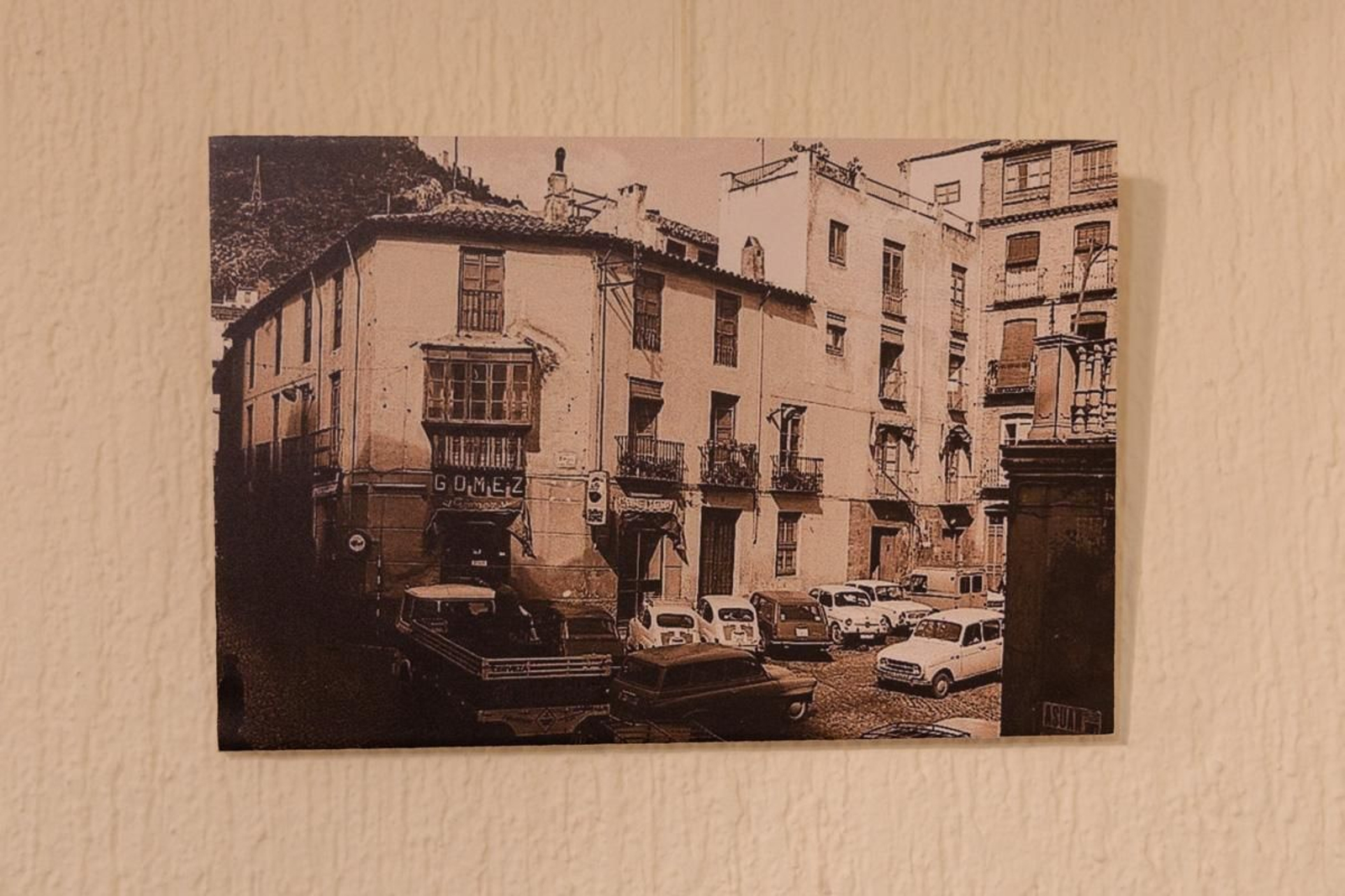 Exposición de "Plazas y rincones del Casco Histórico de Jaén", en imágenes