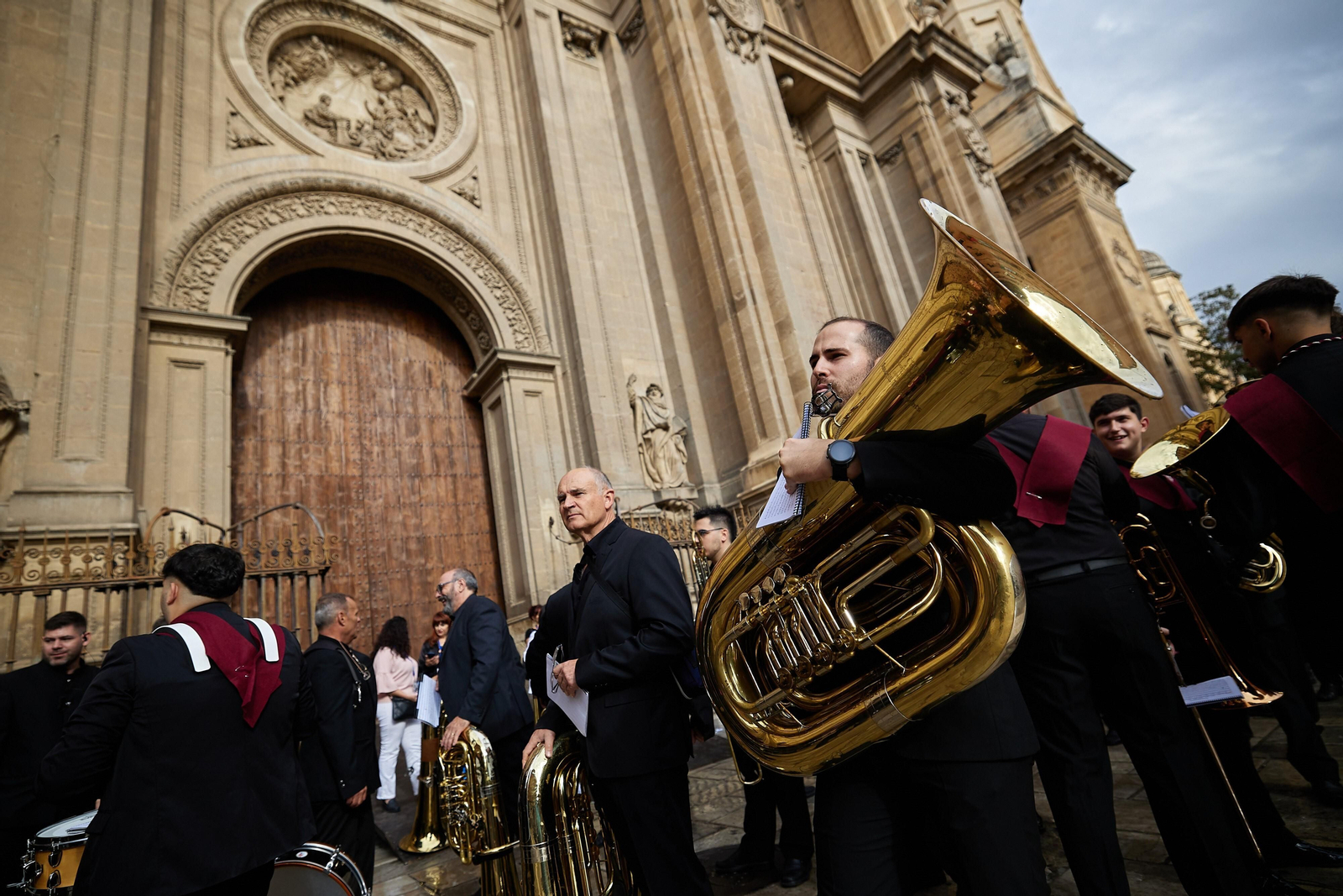 La celebración de la Procesión Magna de Granada, en imágenes