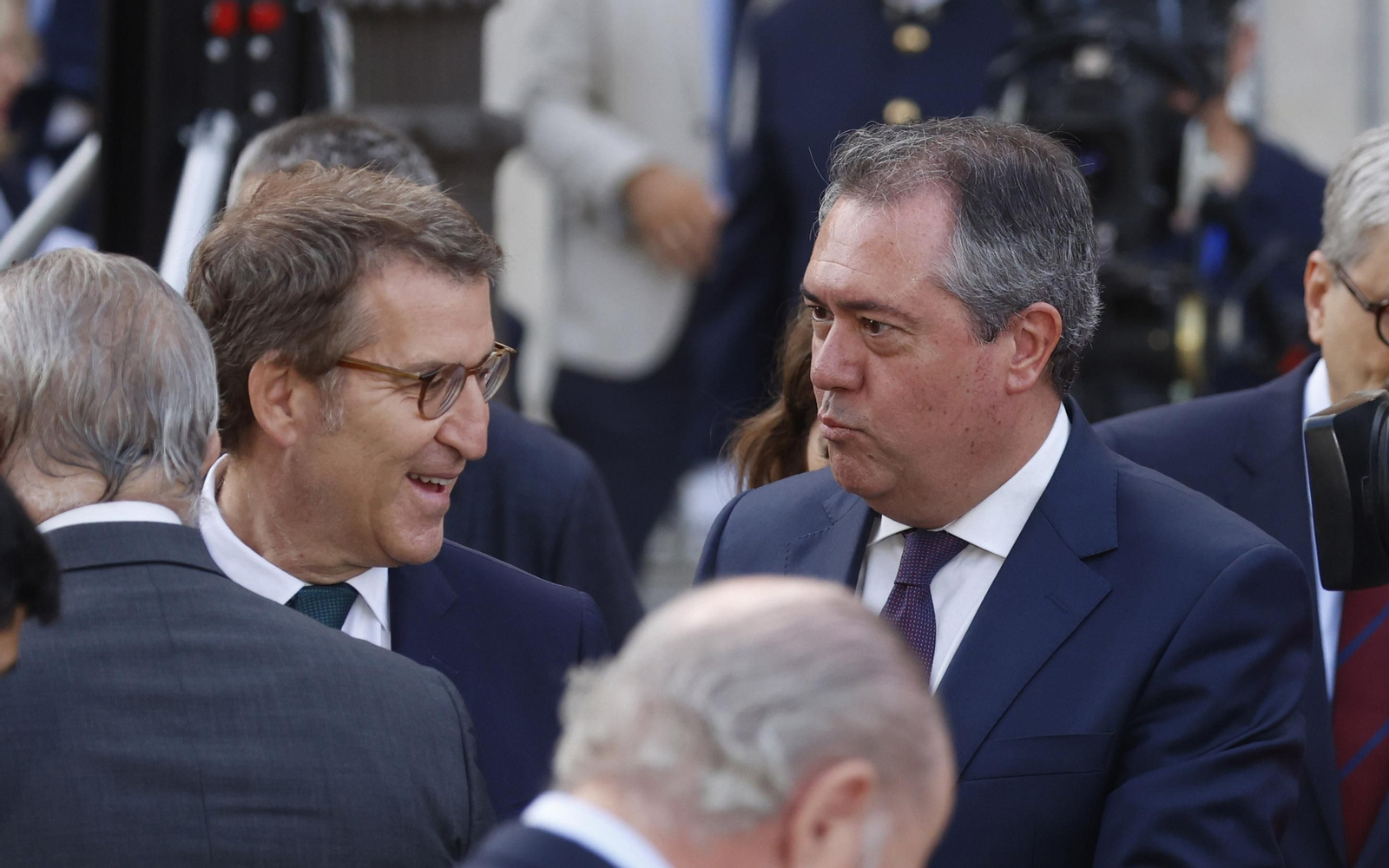 La toma de posesión de Juanma Moreno en imágenes