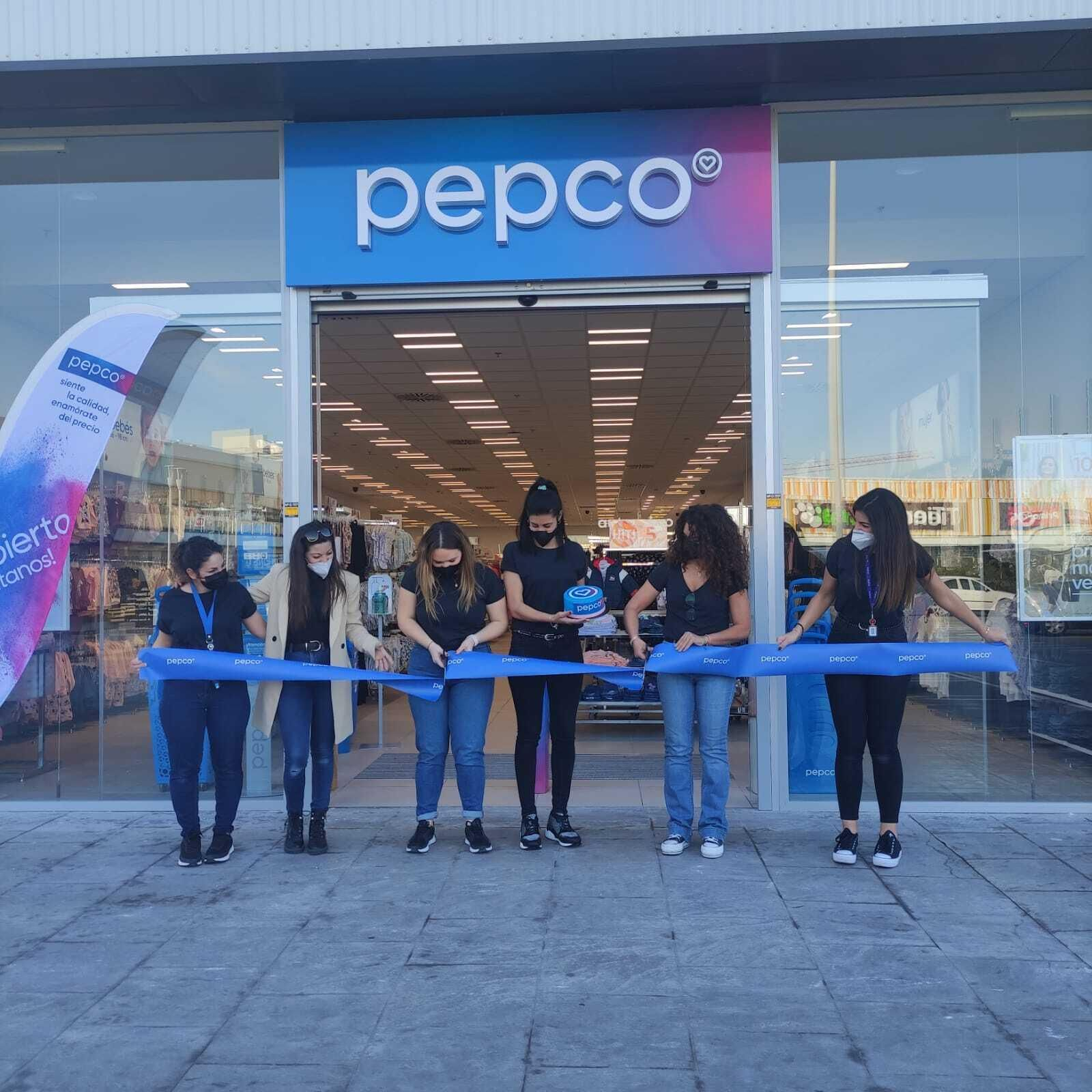 WAY Dos Hermanas sigue con su proyecto de expansión ampliando su oferta comercial