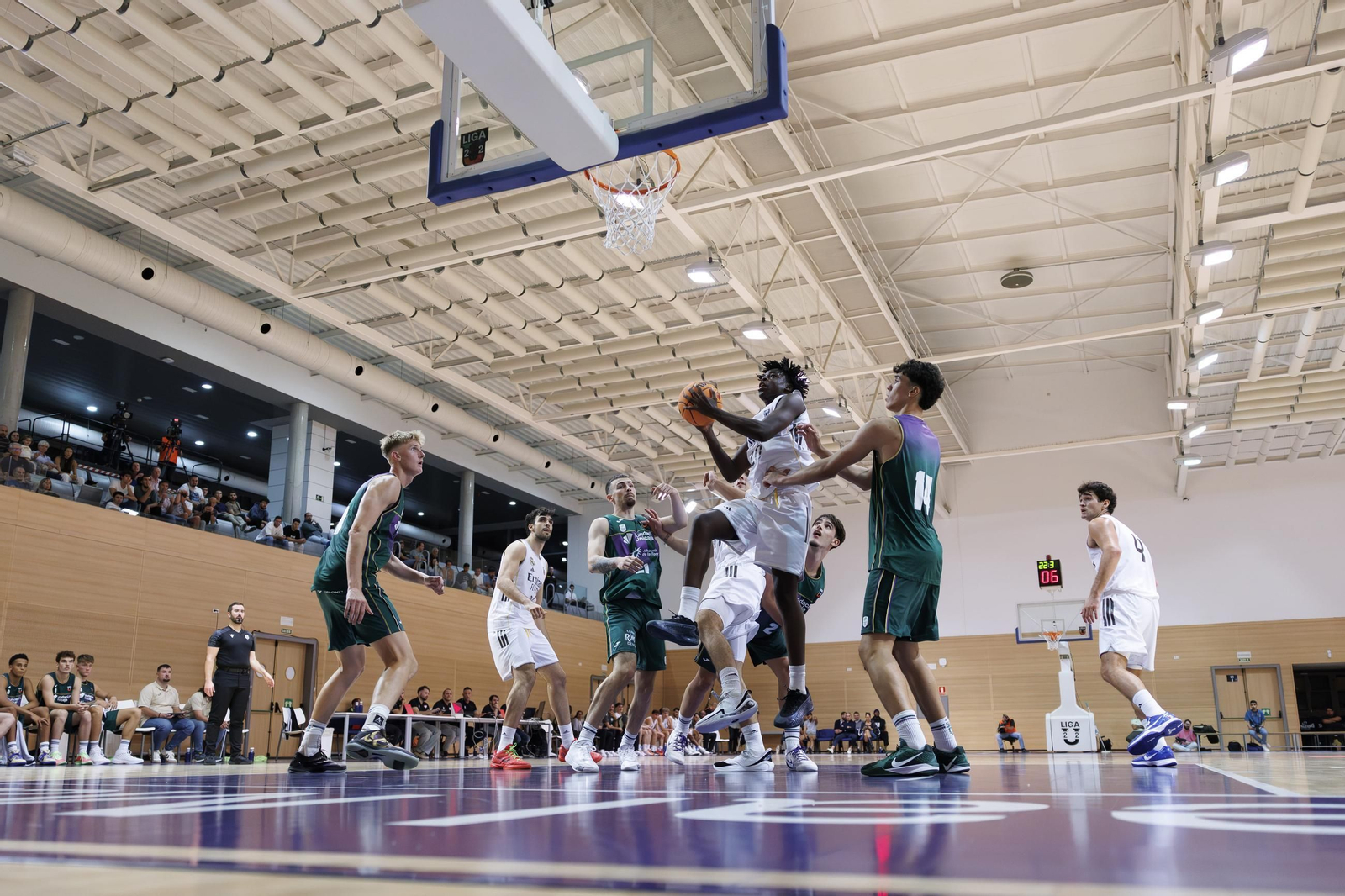 Liga U 22: El Unicaja se choca con un gran Real Madrid (105-62)