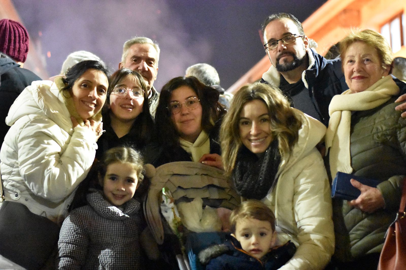 Jaén brilla y disfruta al fuego de las lumbres de San Antón