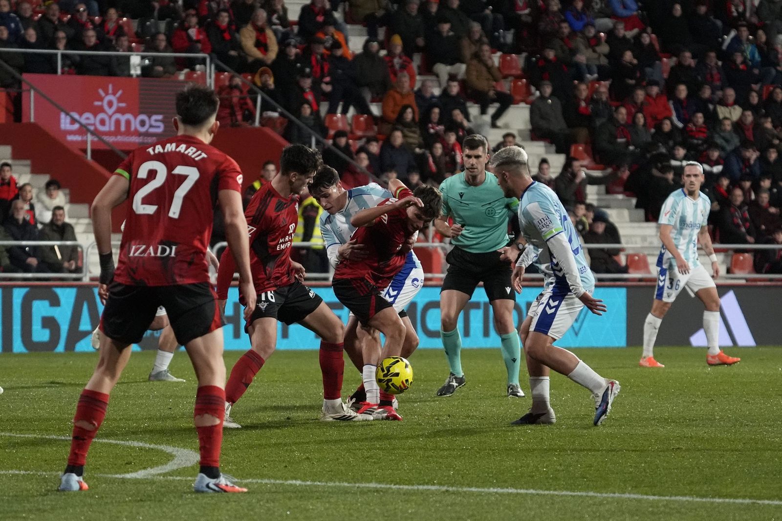 Una imagen del Mirandés-Málaga CF