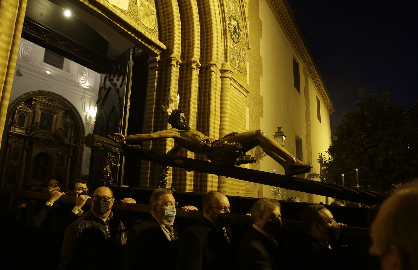 Vía crucis del Cristo de la Buena Muerte, de la Hermandad de la Hiniesta