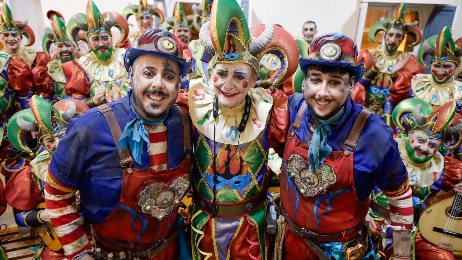 Búscate entre las mejores imágenes de la primera sesión de semifinales del COAC 2025