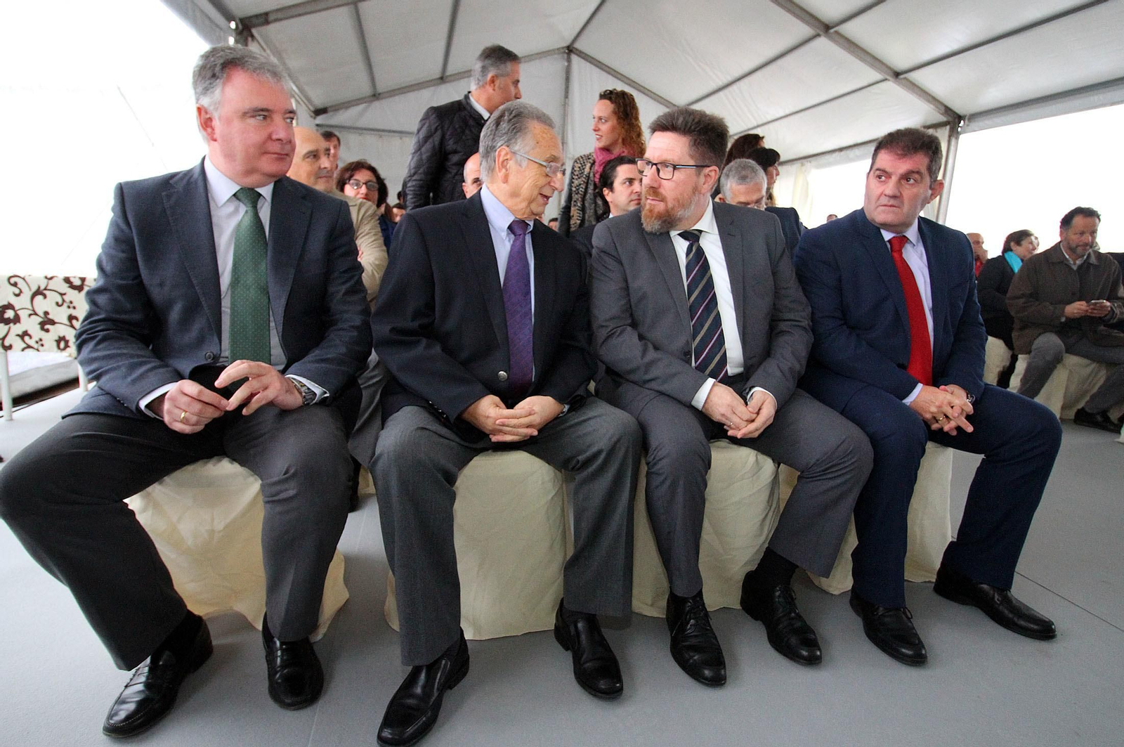 Imágenes de la colocación de la primera piedra de la planta de ElPozo en Jabugo.