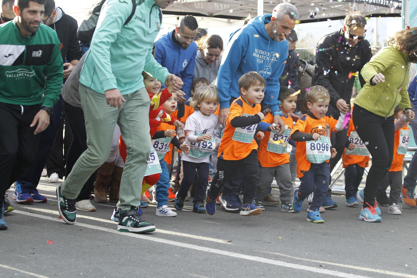 Fotogalería de la Feria del Corredor y las carreras infantiles.