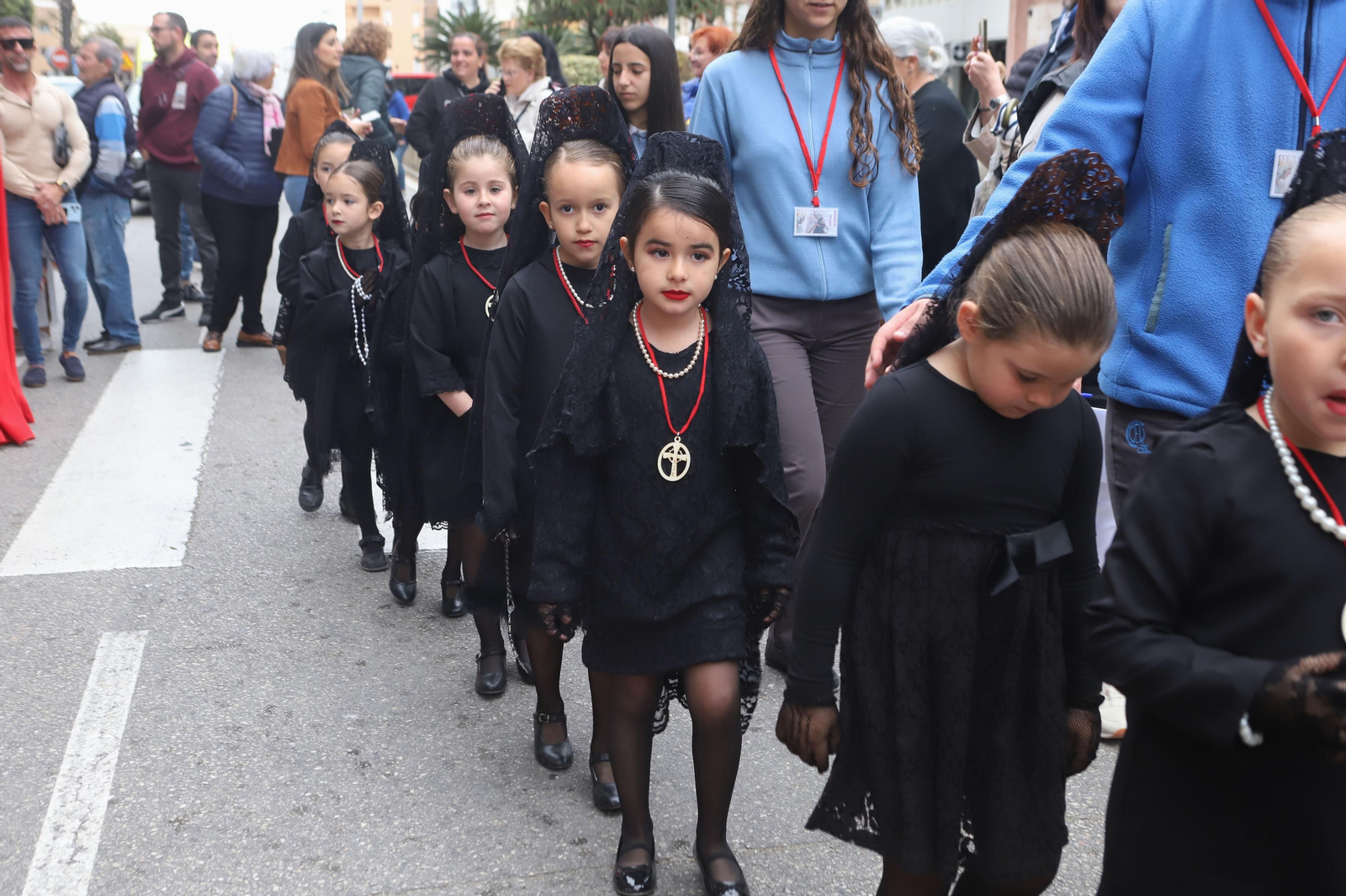 Fotos de la procesión infantil del colegio Nuestra Señora de los Milagros de Algeciras