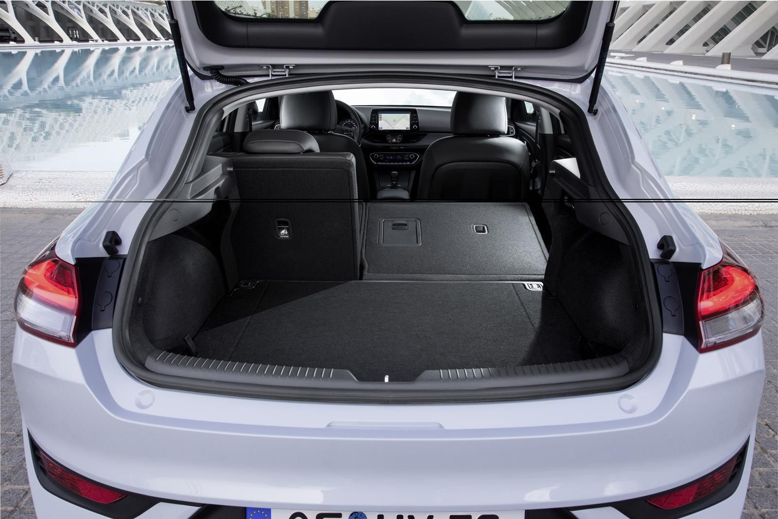 Galería de fotos del nuevo Hyundai i30 Fastback