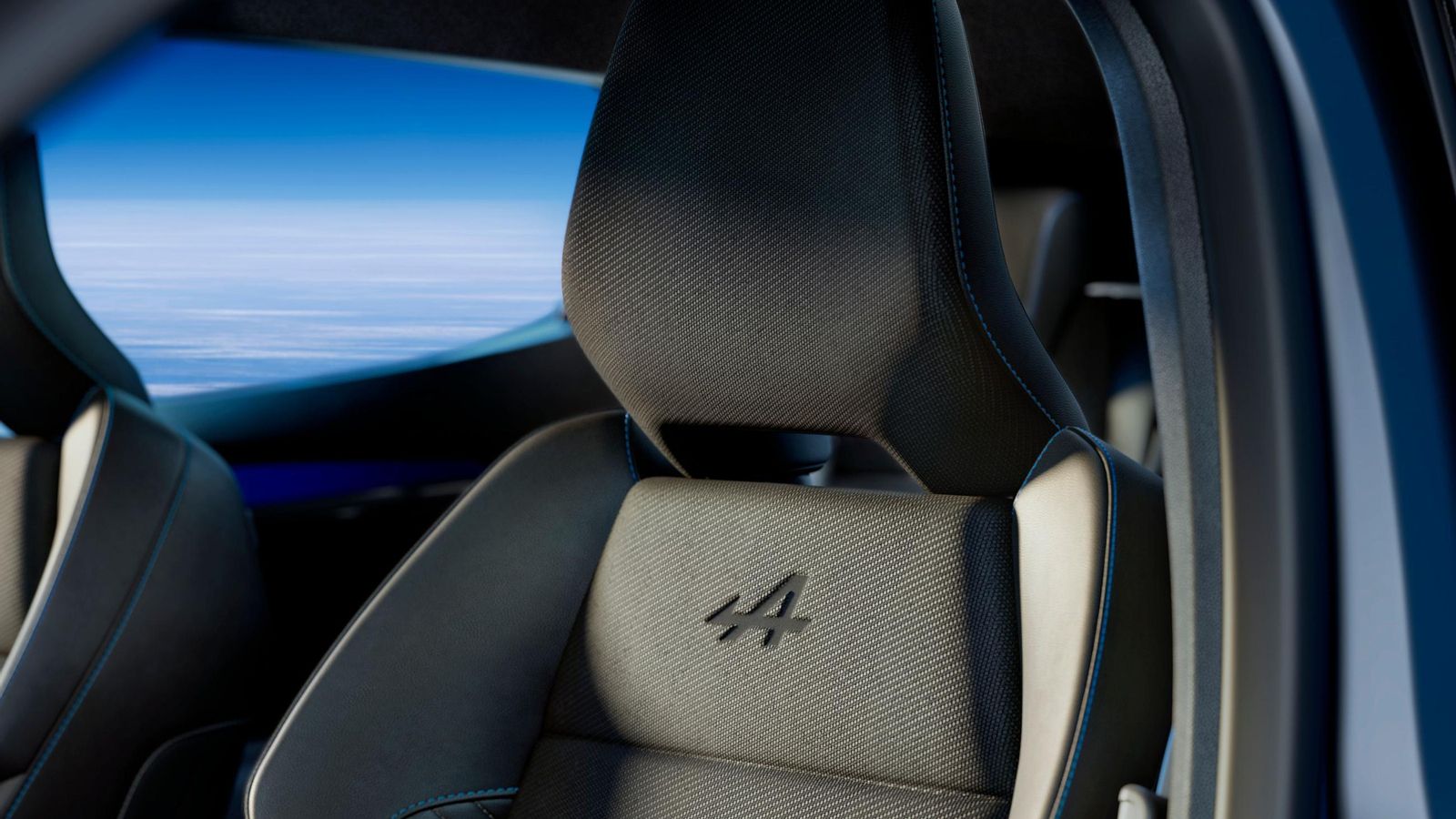 Los asientos son uno de los elementos más característicos del interior del acabado Esprit Alpine, también en el Mégane E-Tech.