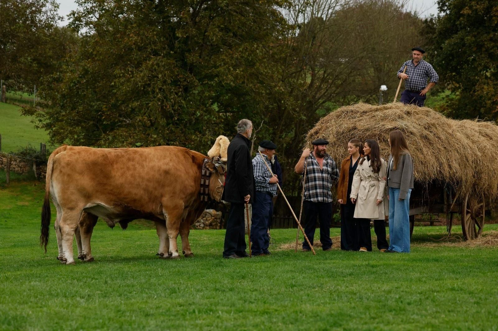 La Familia Real en Valdesoto, Pueblo Ejemplar de Asturias 2025, en imágenes