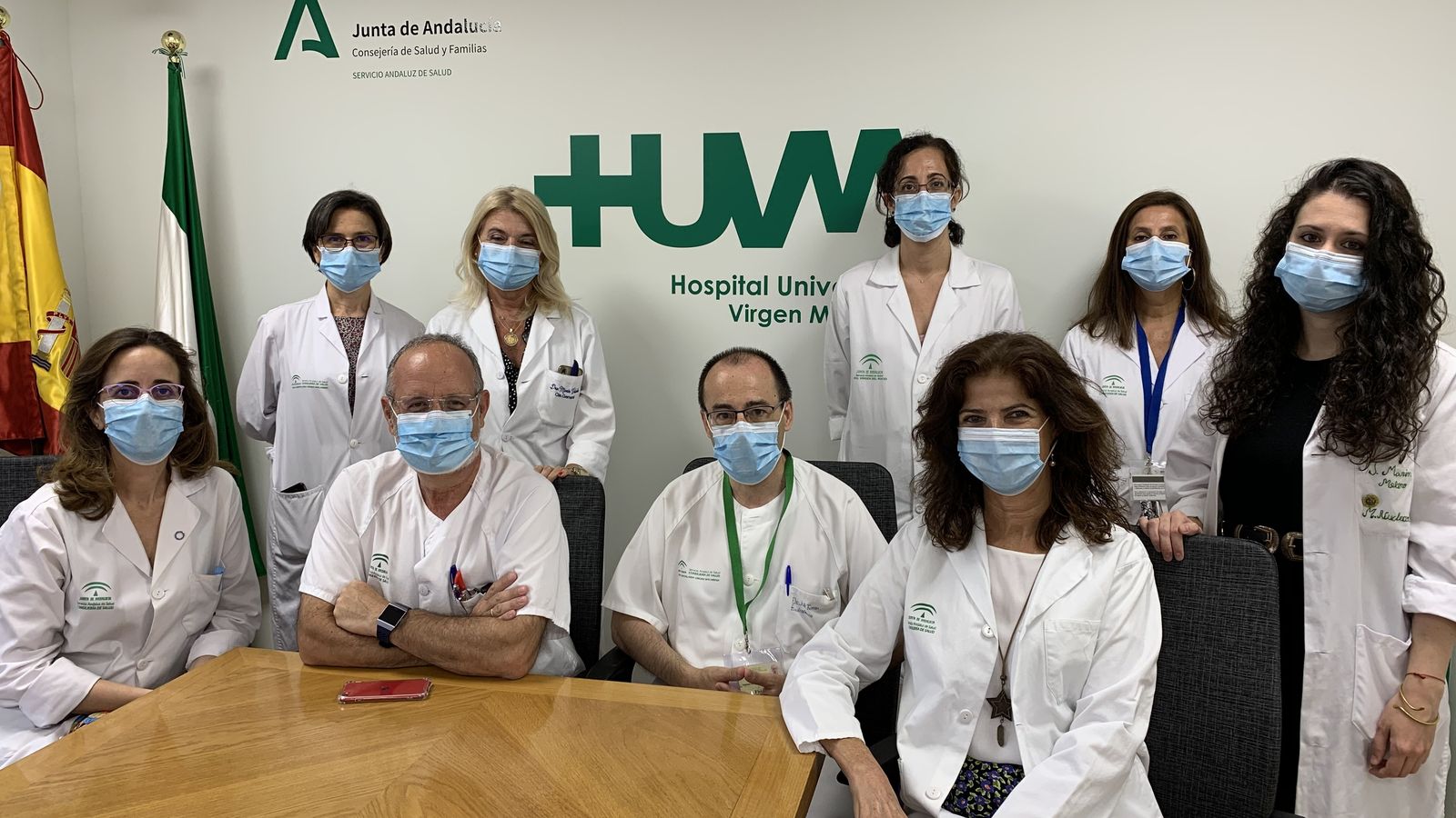 Representantes del equipo multidisciplinar que participa en esta nueva técnica.