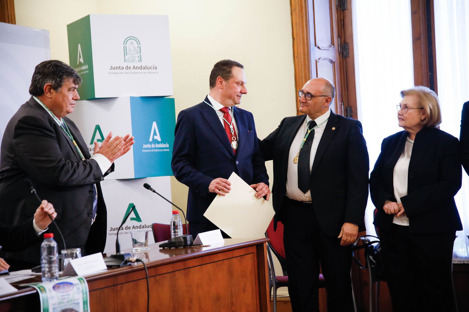 Juan Manuel Martín Robles ingresa como académico de Historia de Andalucía y te lo contamos en imágenes