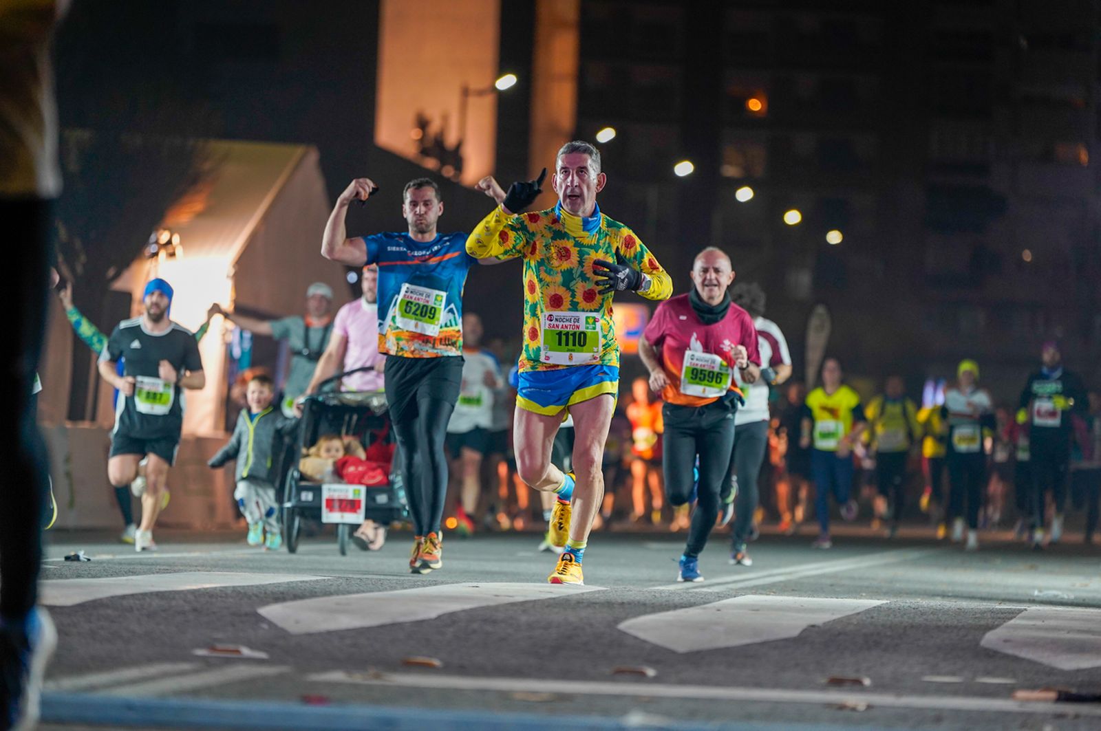 En imágenes: búscate en tu llegada a meta de la Carrera de San Antón 2026 (9)