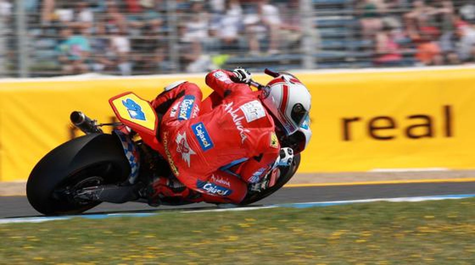 Tamizawa impide el pleno español en los entrenamientos oficiales del Gran Premio de España de Motociclismo, con ´poles´ para Pedrosa en MotoGP y Márquez en 125cc

Foto: Juan Carlos Toro/ Manuel Aranda
