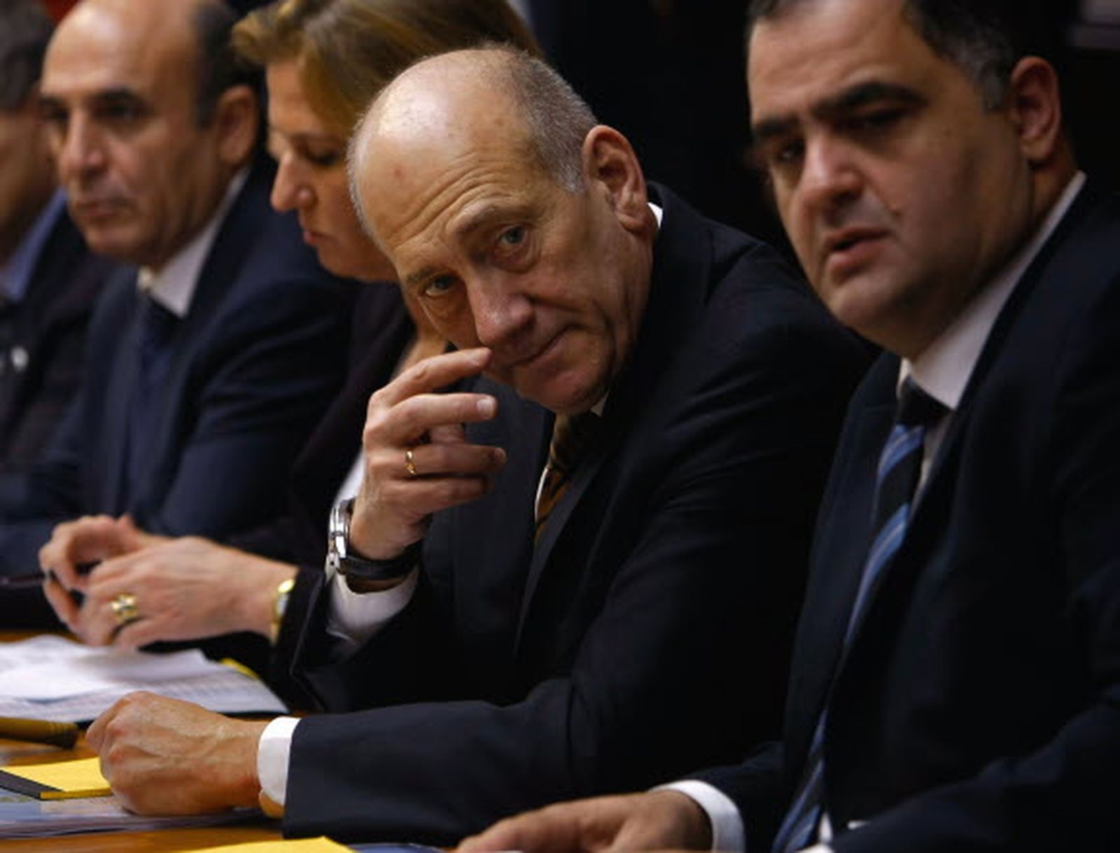 Olmert amenaza con un ataques "desproporcionado" si siguen cayendo cohetes desde Gaza