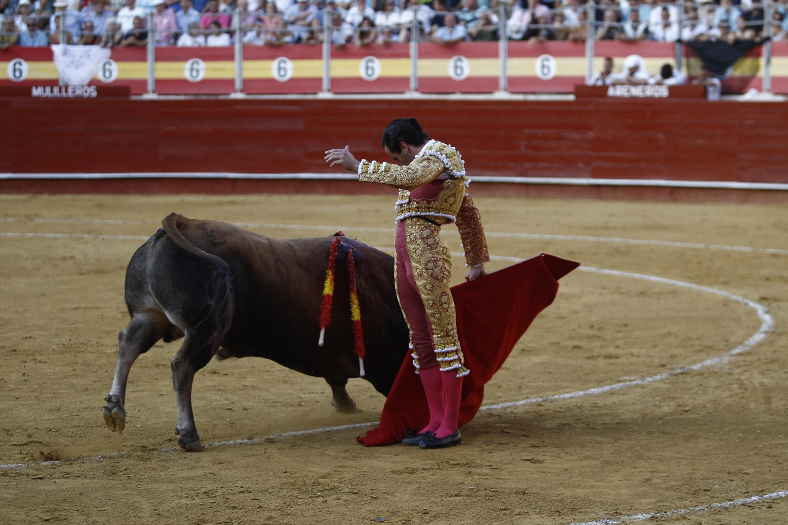 Las mejores imágenes de los toreros Fortes, Juan Ortega y David de Miranda en la Feria de Almería 2025