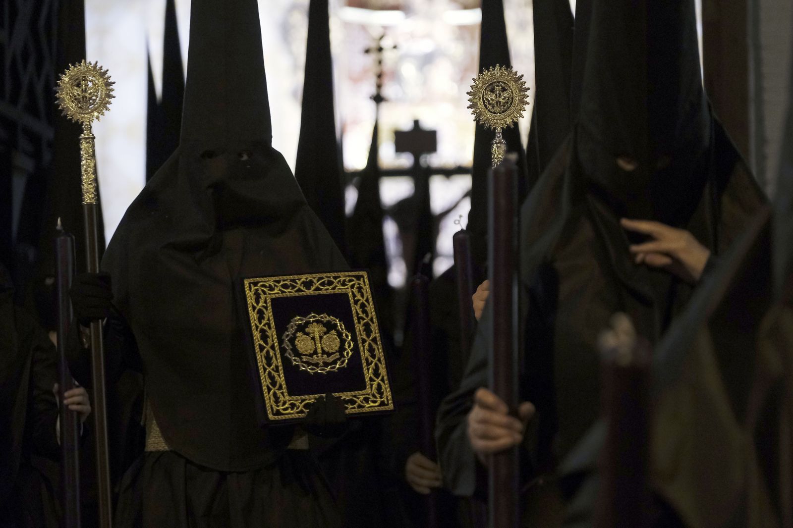 Las imágenes de la Hdad. de Pasión y Muerte (Triana) en la Semana Santa de Sevilla 2024