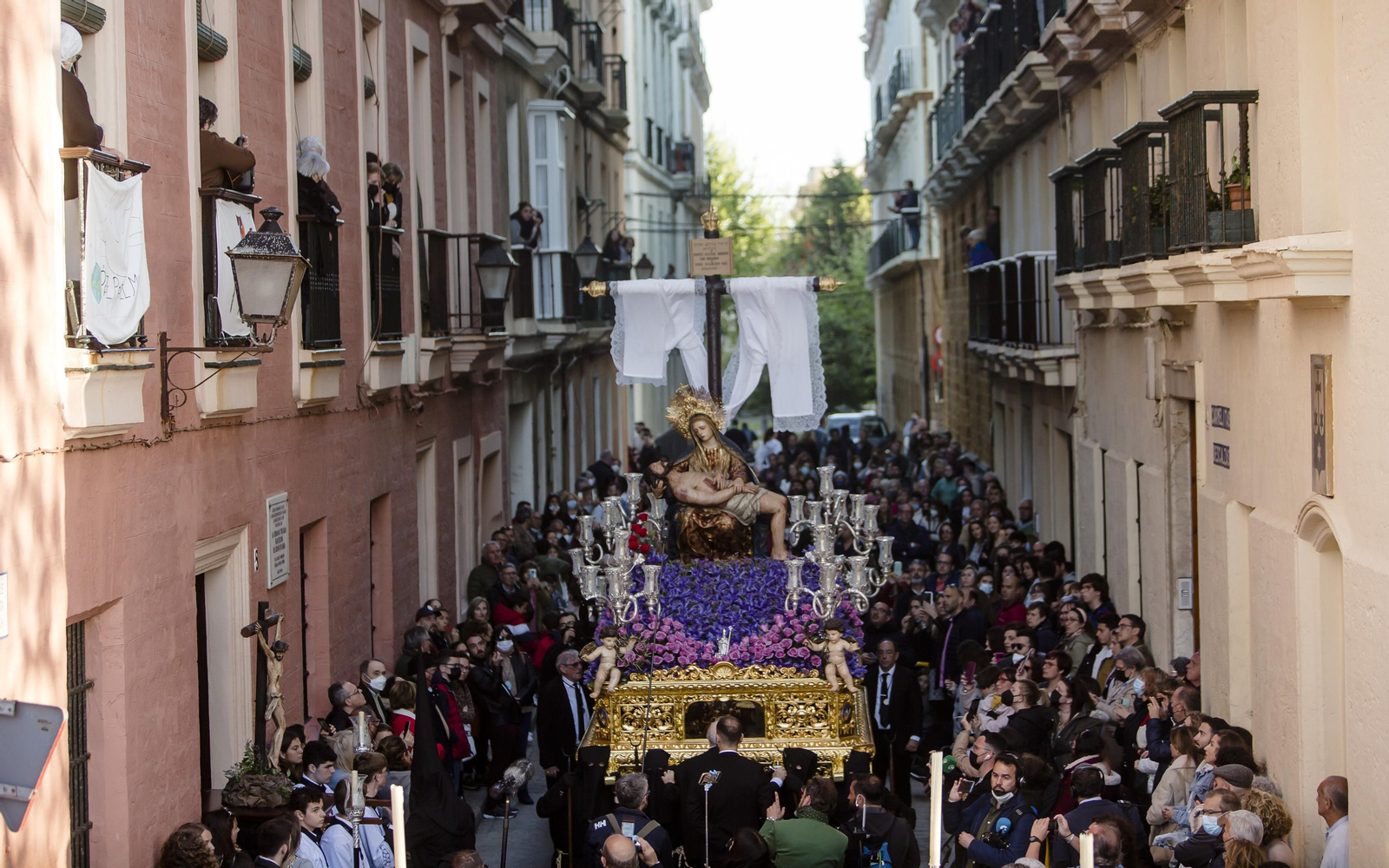 Las imágenes de la cofradía del Caminito en la Semana Santa de Cádiz 2022