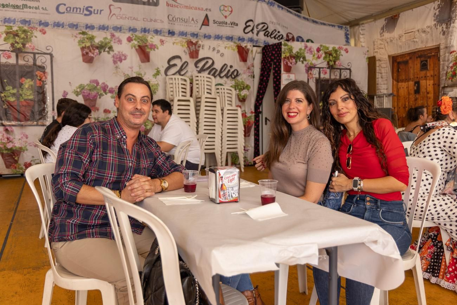 Las casetas de la Feria se llenan de comidas