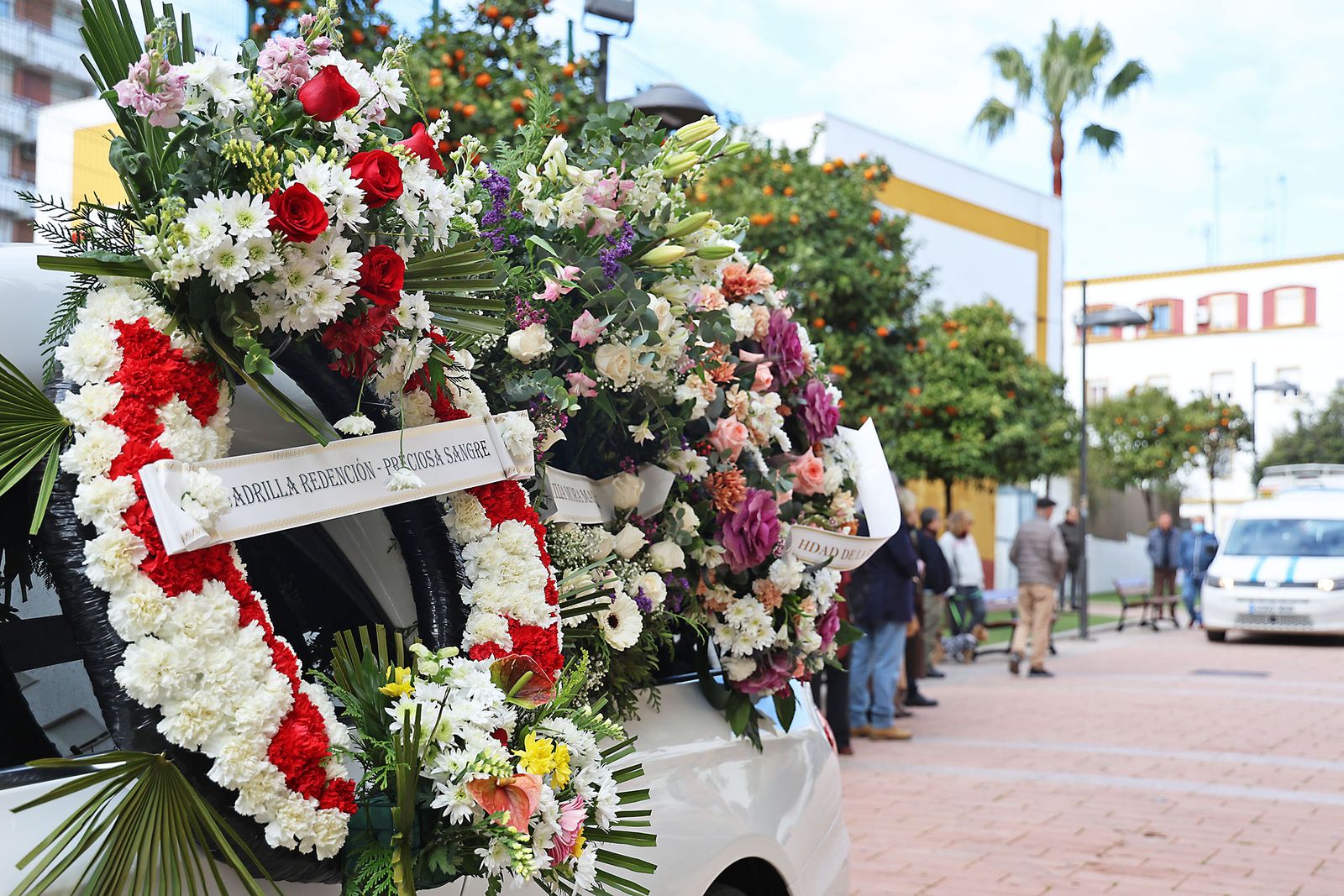 Las fotografías del emotivo adiós a Natividad de la Torre, la abuela onubense fallecida en Adamuz