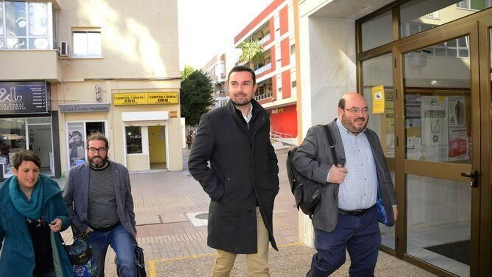 El concejal de Urbanismo, Martín Vila, llega a los juzgados de San José el día de su declaración por la denuncia de los chiringuitos.