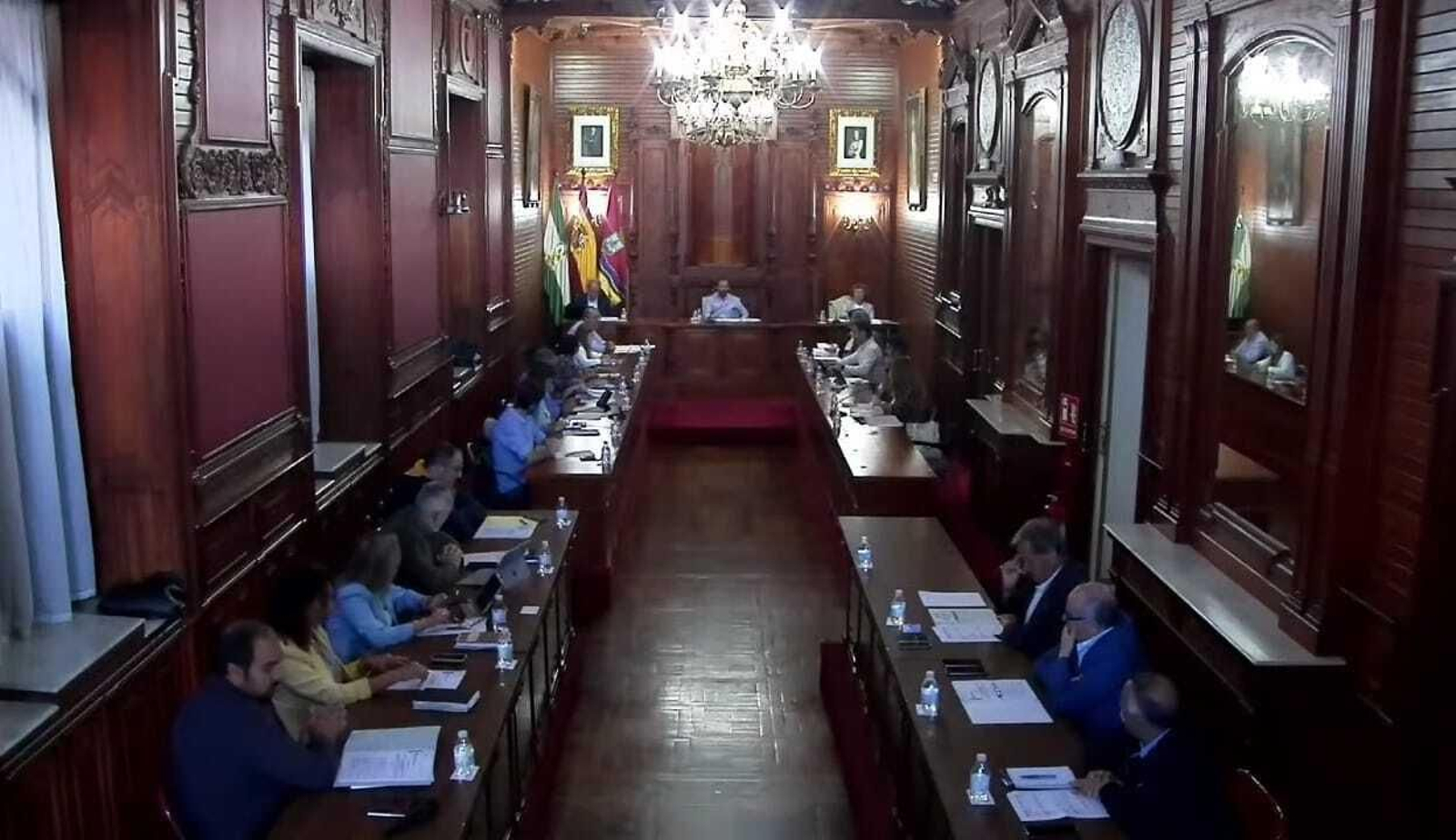 Vista de la sesión del pleno municipal de Sanlúcar correspondiente al pasado mes de septiembre.
