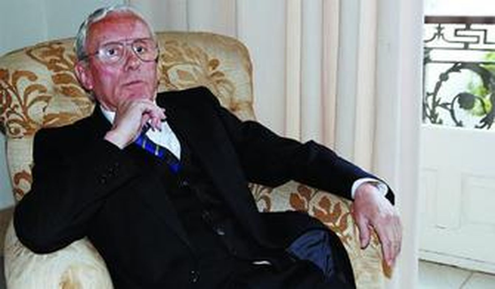 Miguel Trujillo posa durante la entrevista en la planta superior del Casino Jerezano, días atrás.