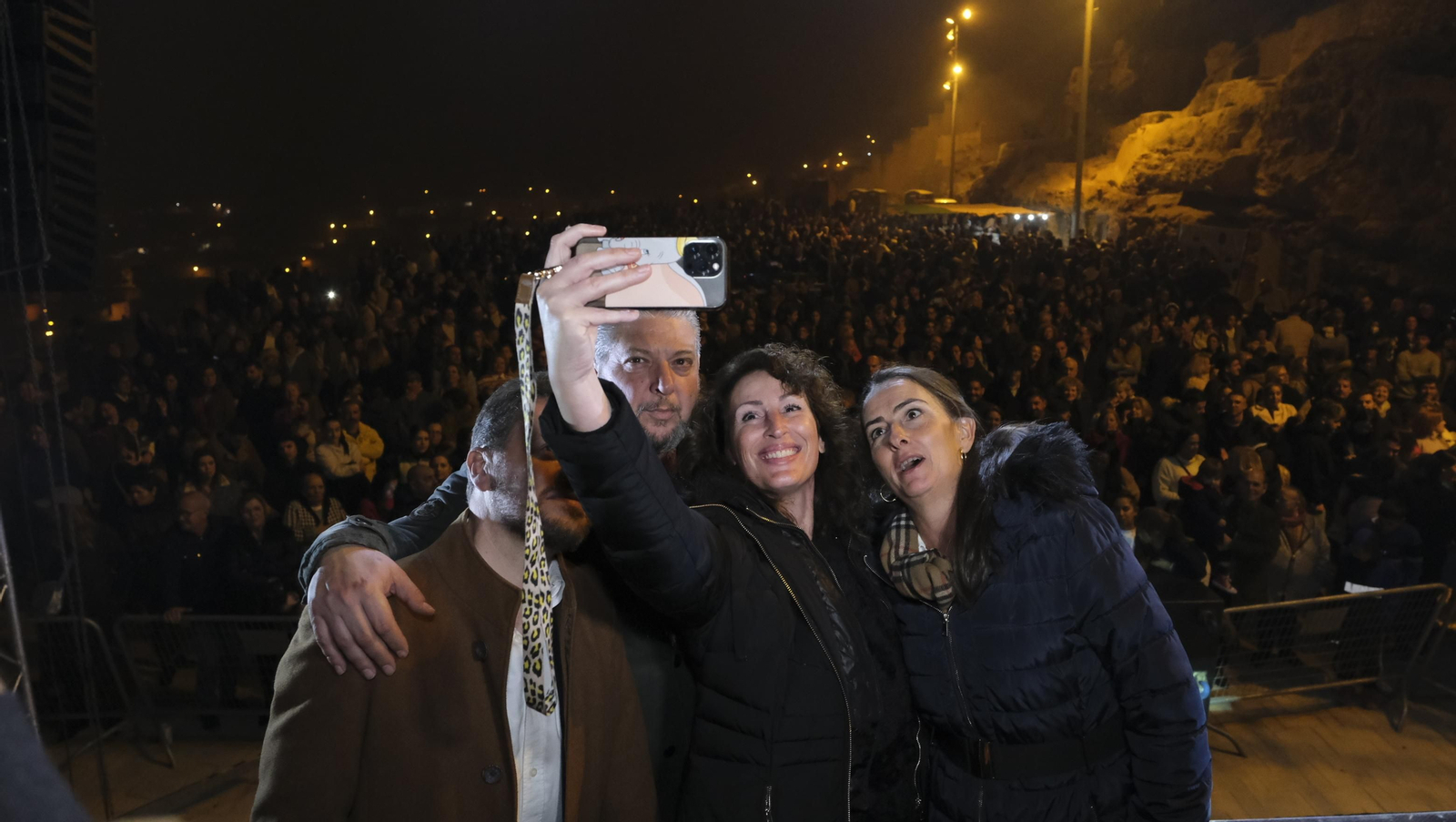 La Noche de las Candelas en el Mesón Gitano de Almería, en imágenes