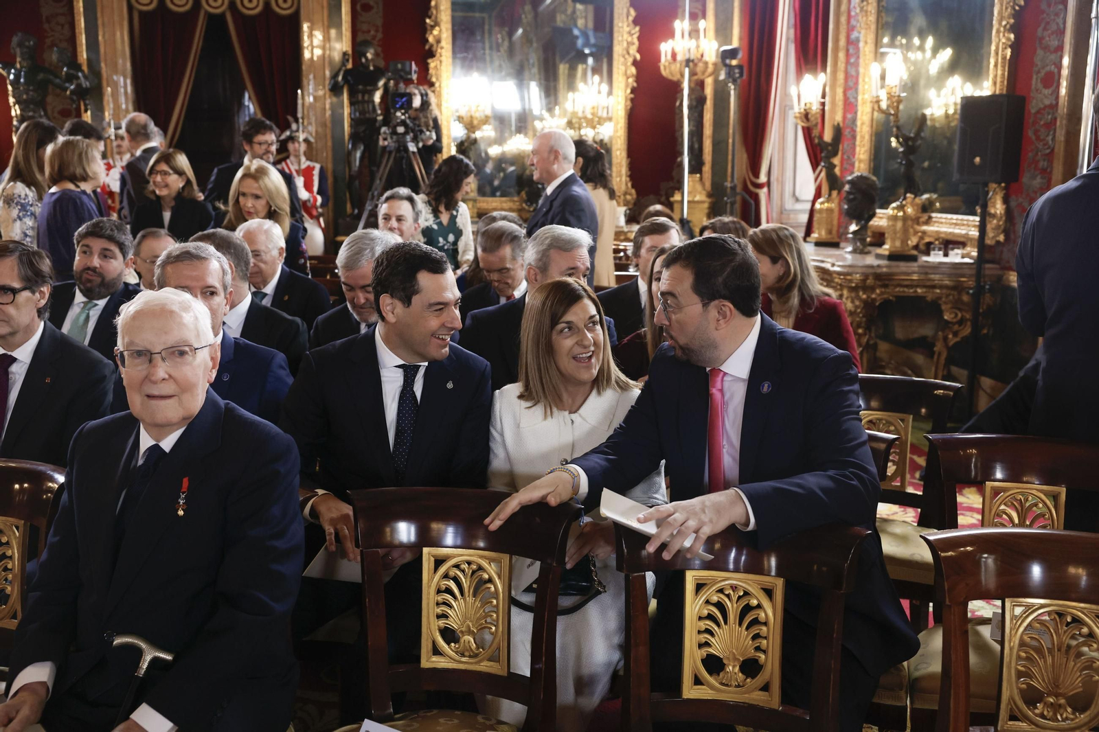 Acto central del 50 aniversario de la restauración de la monarquía