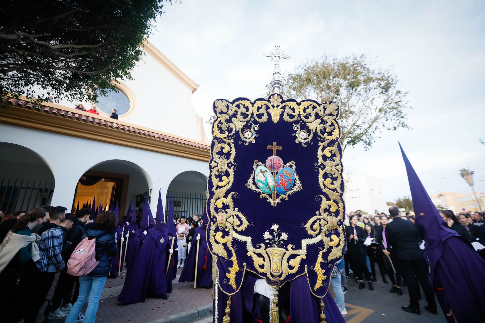 La procesión del Encuentro, en imágenes