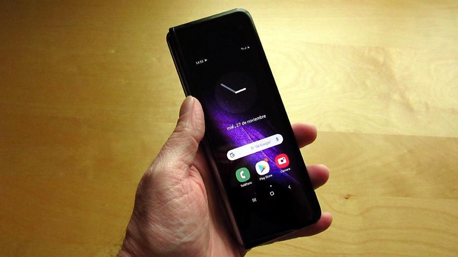 Pantalla exterior del Samsung Galaxy Fold