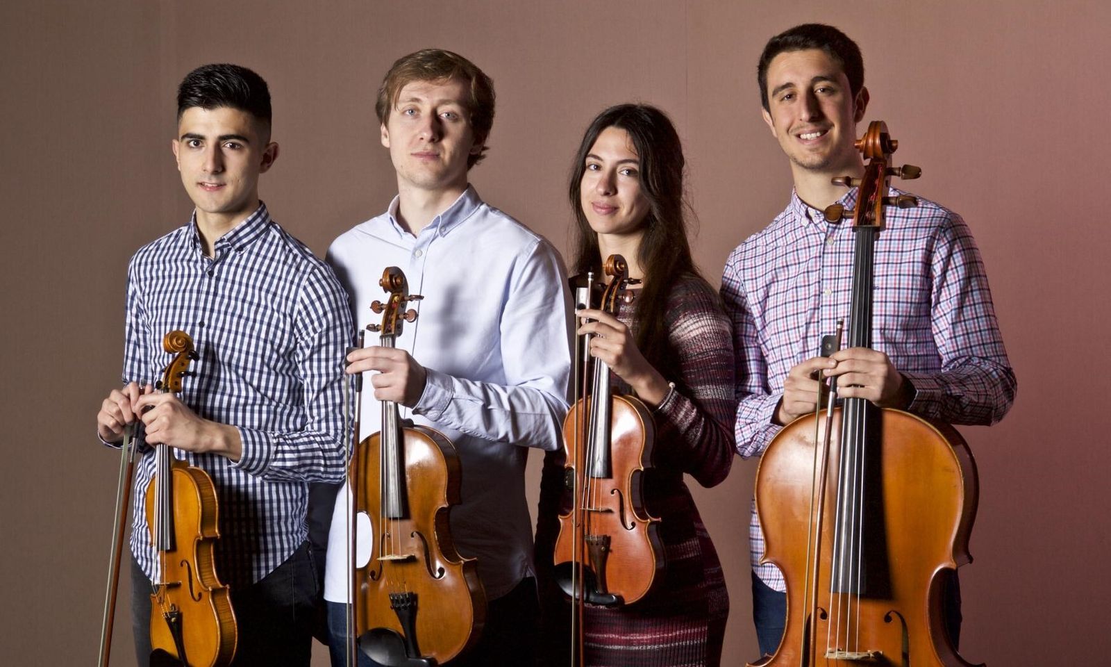 El cuarteto de cuerda Vibrato String Quartet UA.