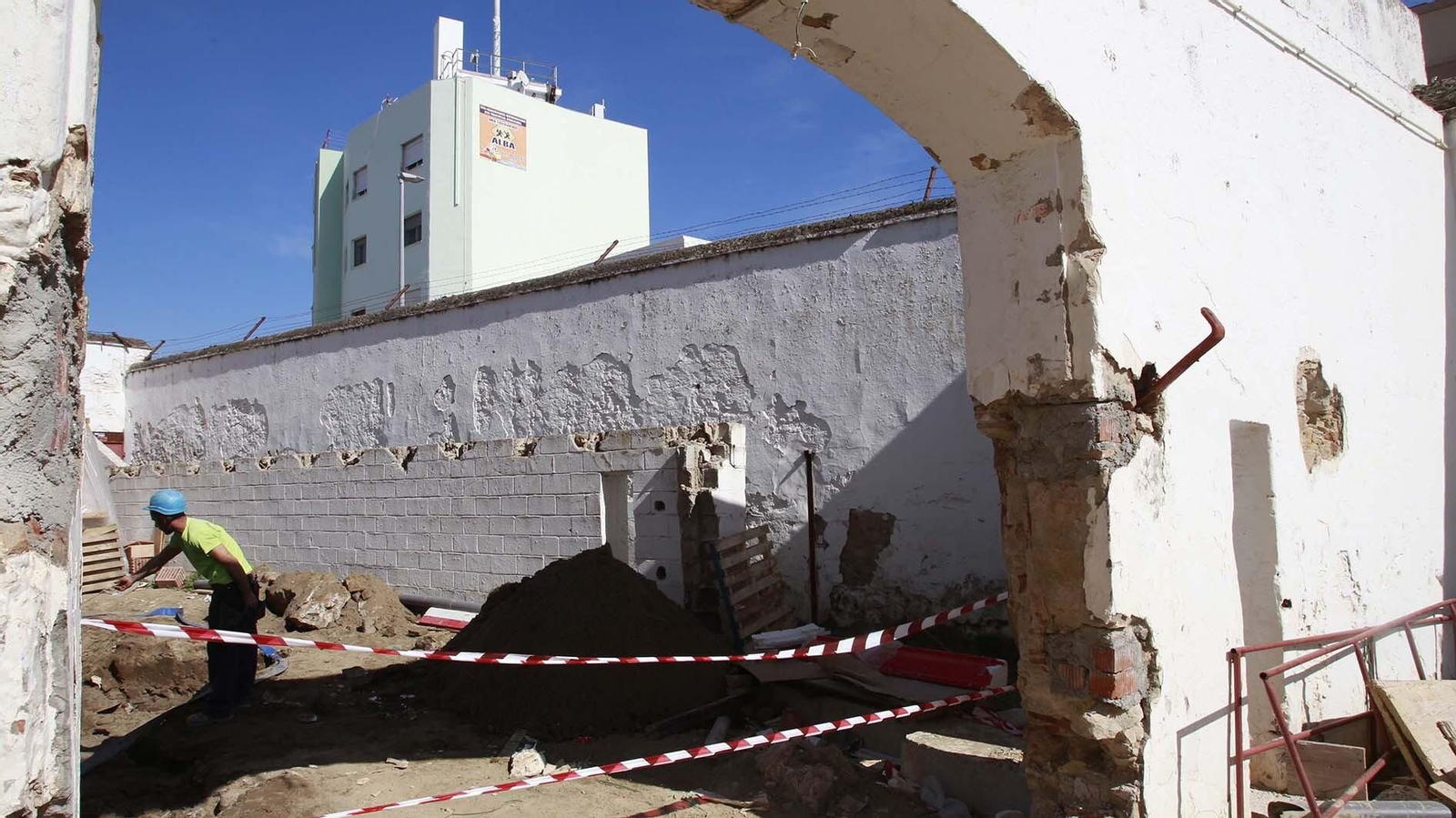 Las fotos de las obras de la plaza de toro de la Línea