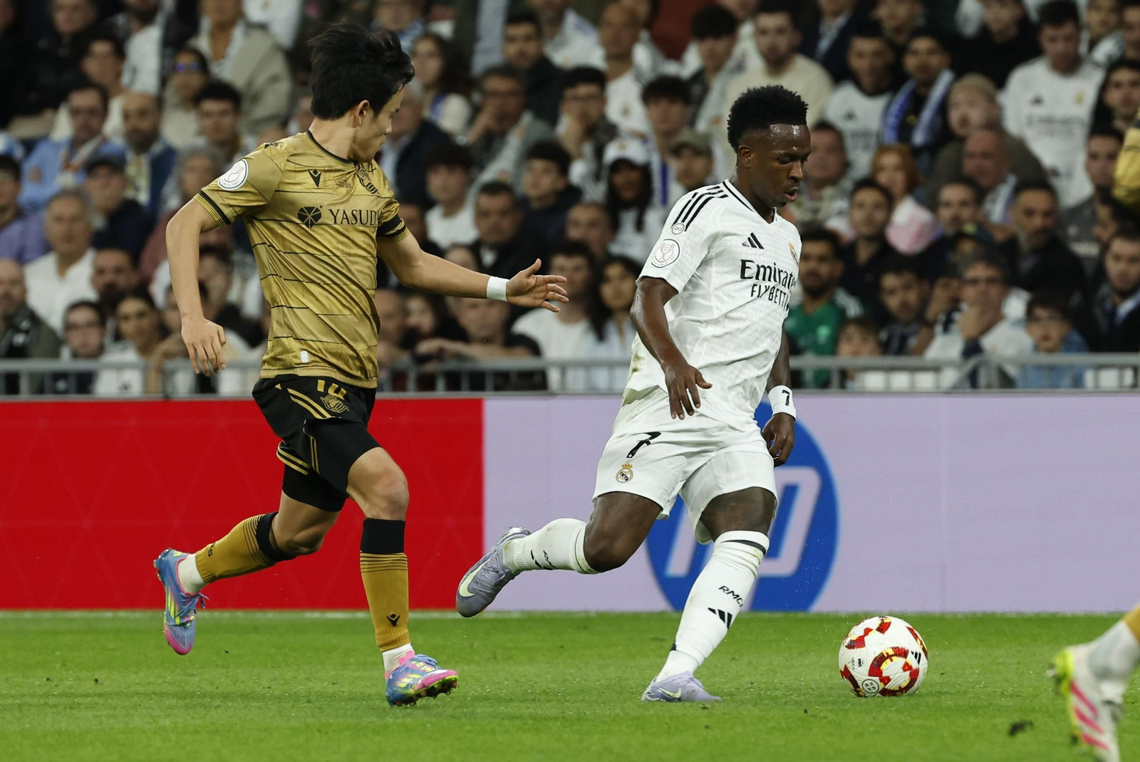 Las fotos del Real Madrid - Real Sociedad camino del Estadio de la Cartuja