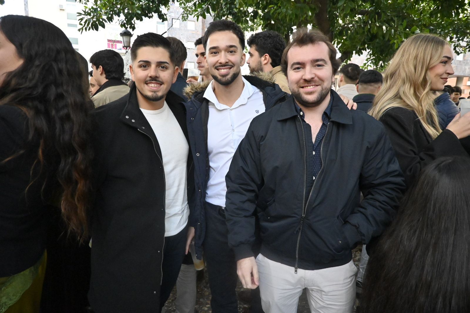 Búscate en las mejores fotografías del tardeo de este 31 de diciembre en Huelva