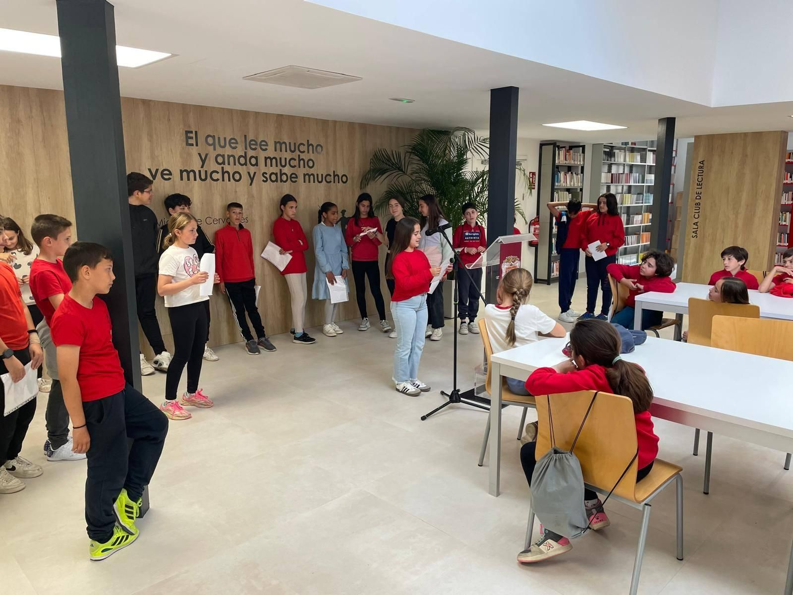 Momento de la jornada de lectura continuada de las obras de Antonio Machado el pasado 10 de abril Momento de la jornada de lectura continuada de las obras de Antonio Machado el pasado 10 de abril