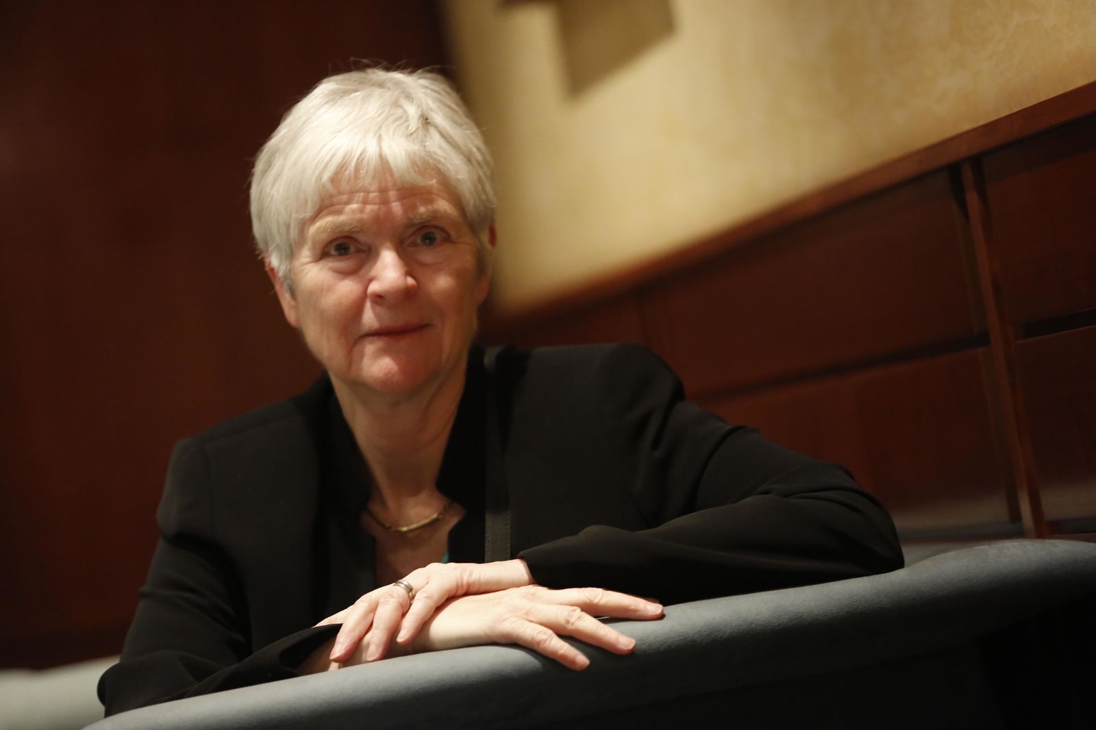 Inger Enkvist, ayer, minutos antes de su conferencia en el salón de actos de la Fundación Unicaja.