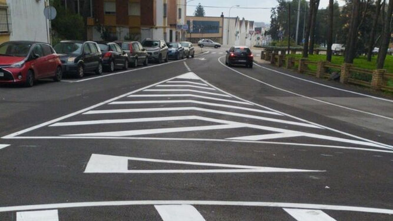 Se ha creado también una isleta junto a la Barriada del Pilar.