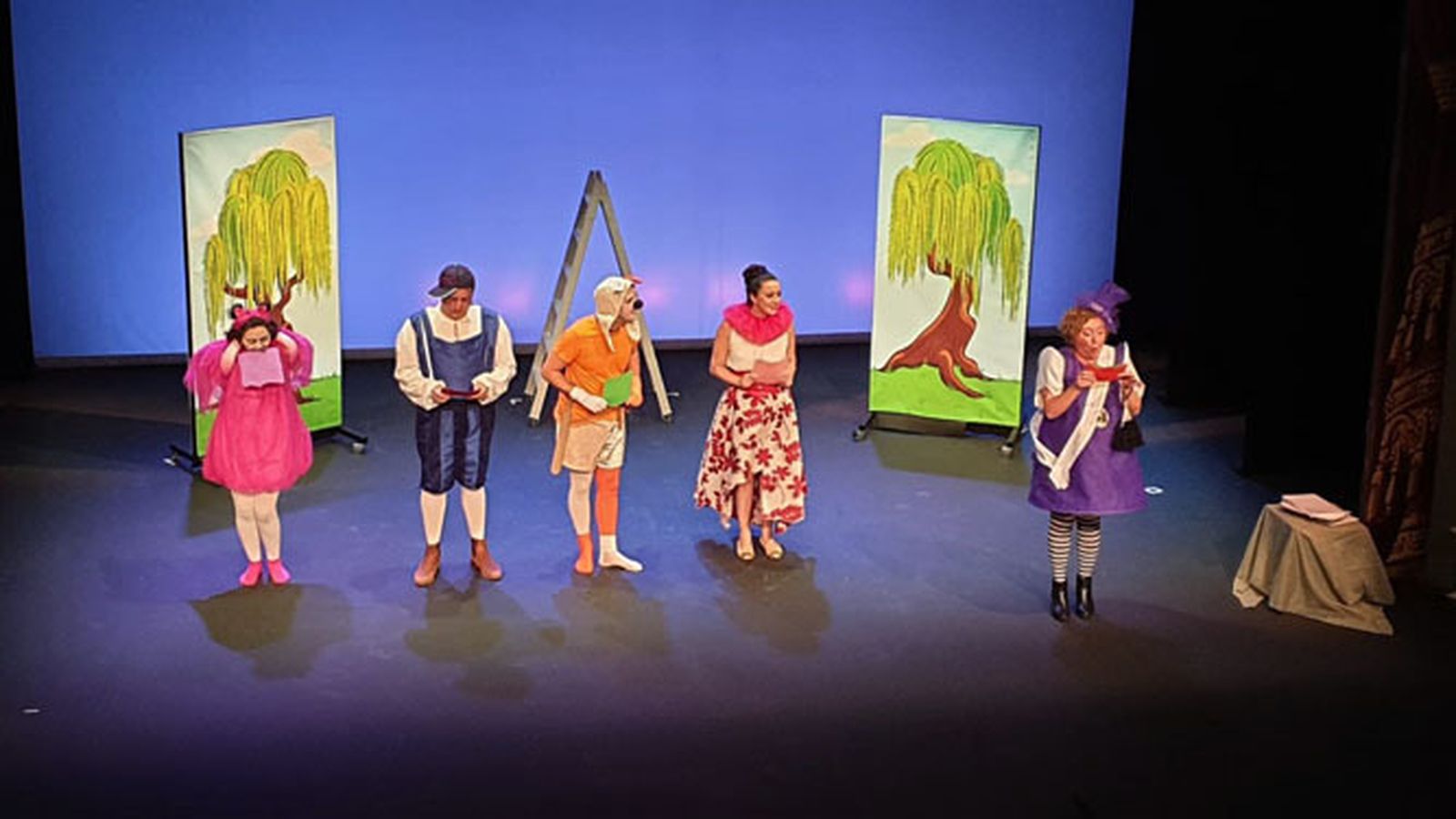 Representación de 'Ni come ni deja comer', en el Teatro Municipal de Almagro.