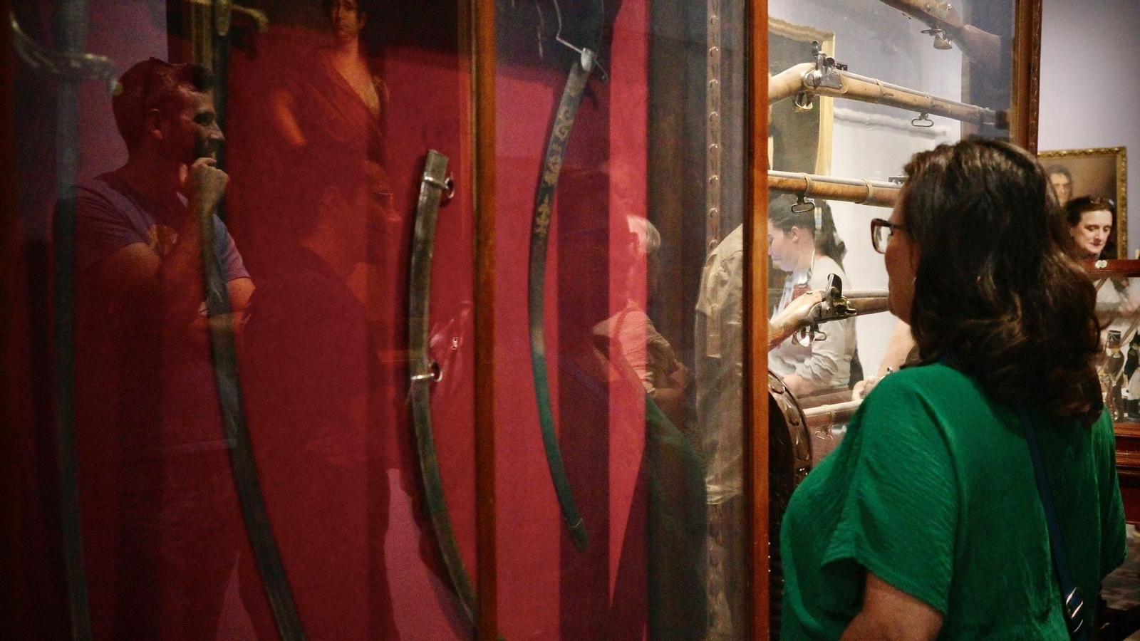 Visita a los secretos del Museo de Las Cortes de Cádiz, en imágenes