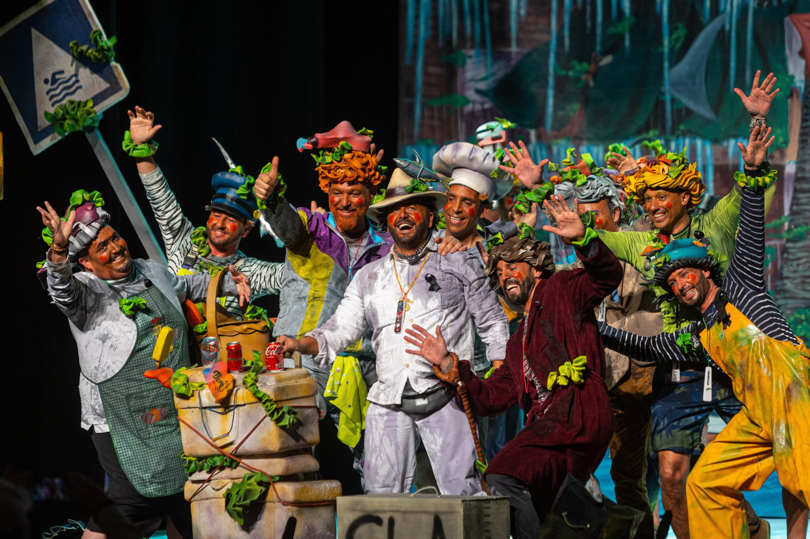 Imágenes de la sesión de este jueves en el Gran Teatro del Carnaval Colombino.